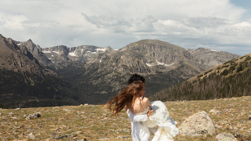 Bride and Groom wedding portraits at trail ridge road in Rocky Mountain National Park, Colorado 